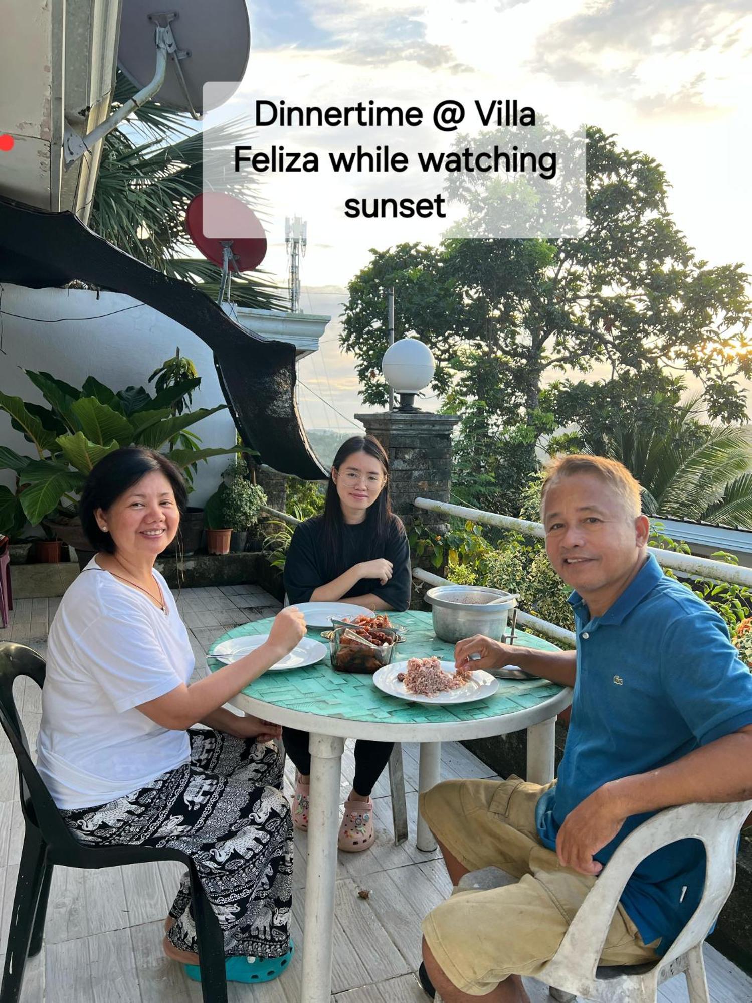 Villa Feliza 로복 외부 사진