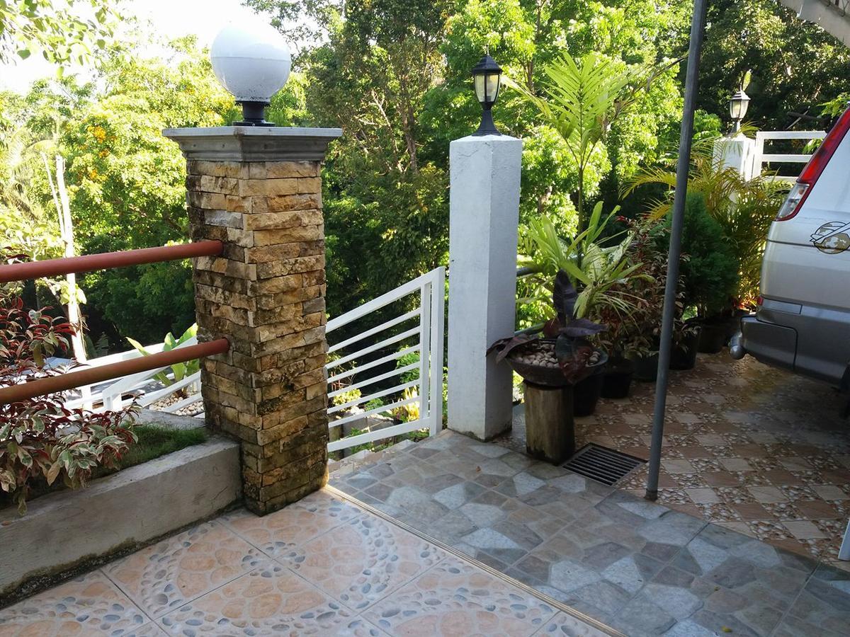 Villa Feliza 로복 외부 사진