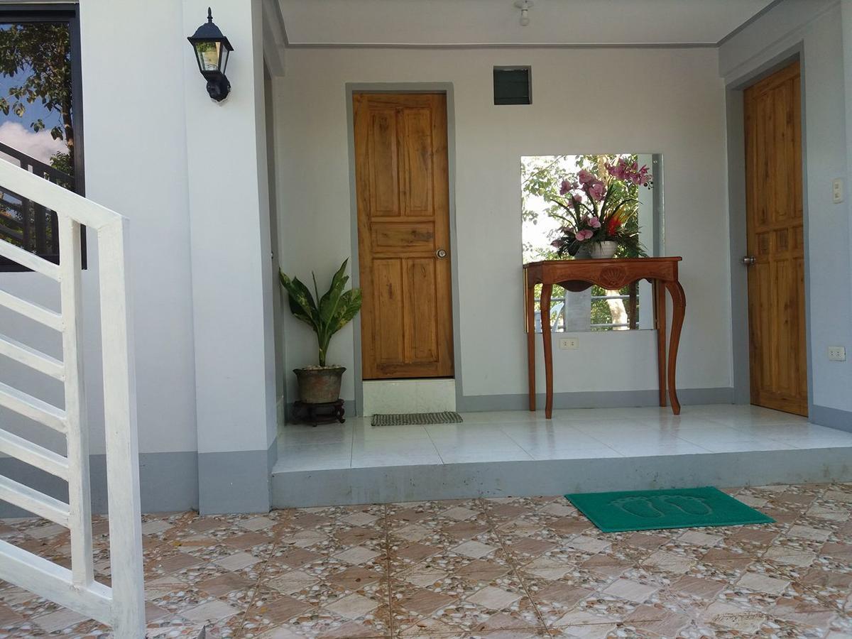 Villa Feliza 로복 외부 사진