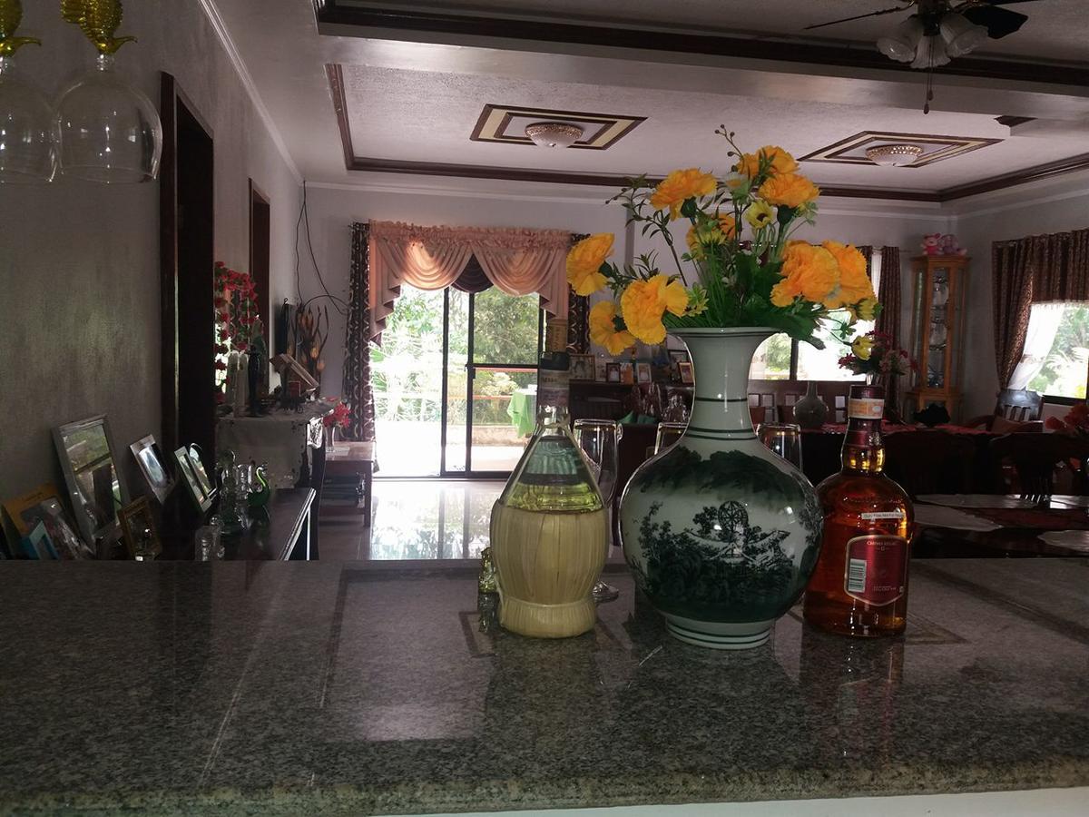 Villa Feliza 로복 외부 사진